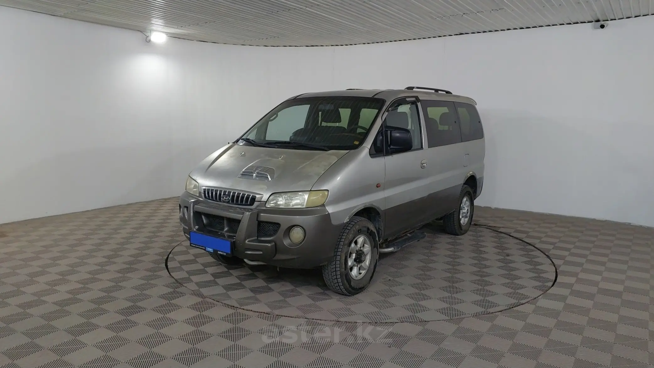 Hyundai Starex 2000