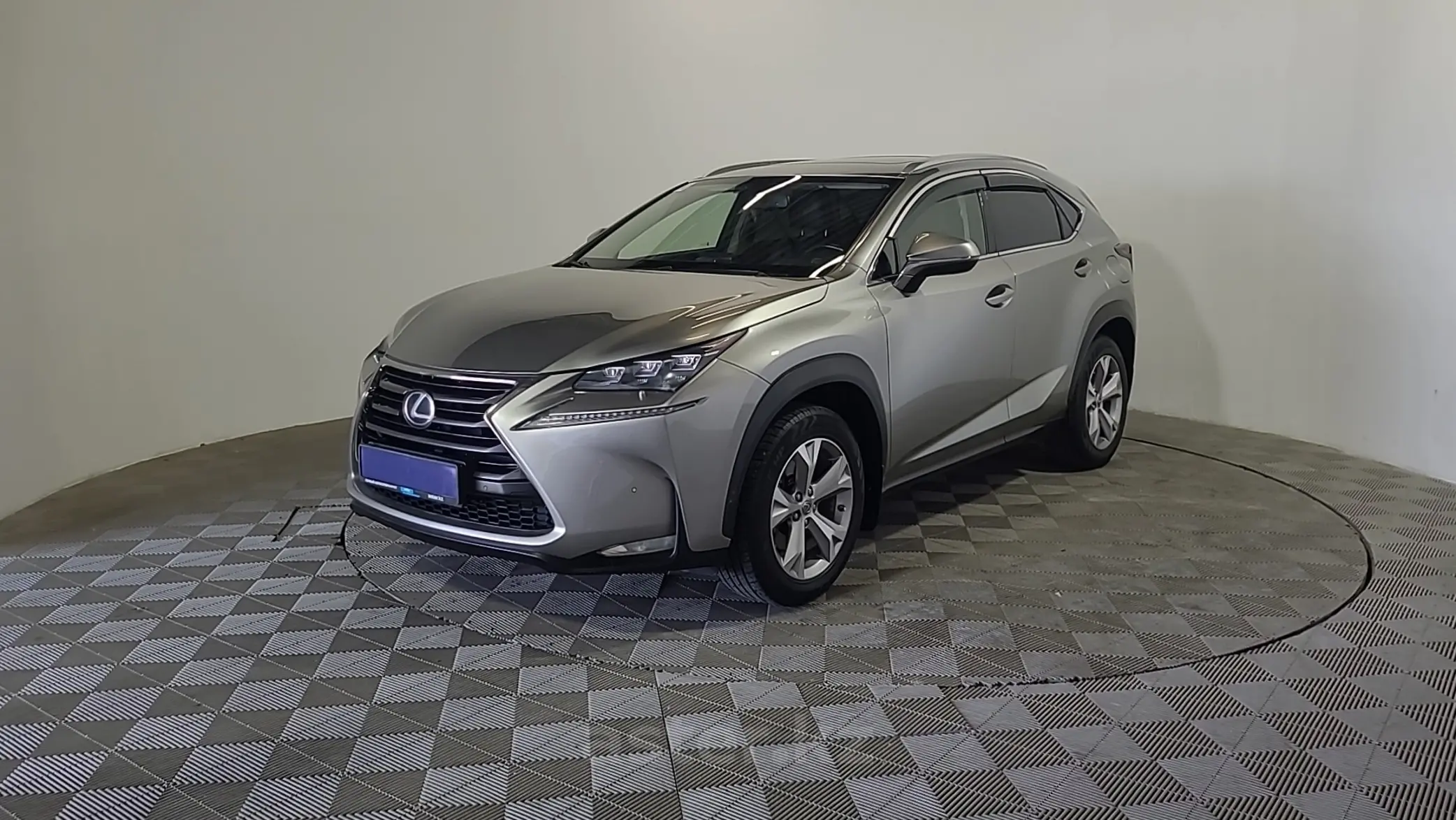 Lexus NX 2015