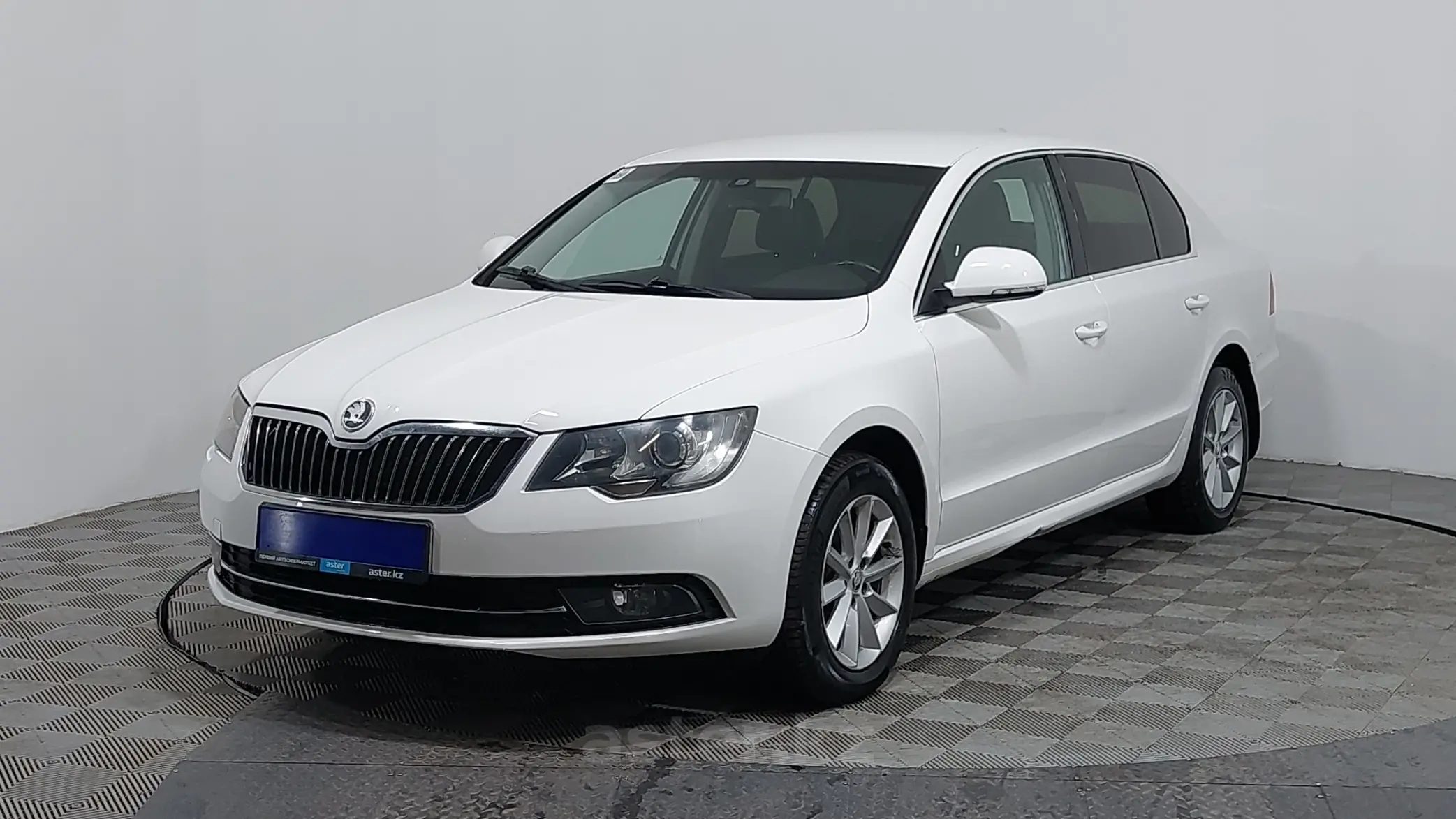 Skoda Superb 2013