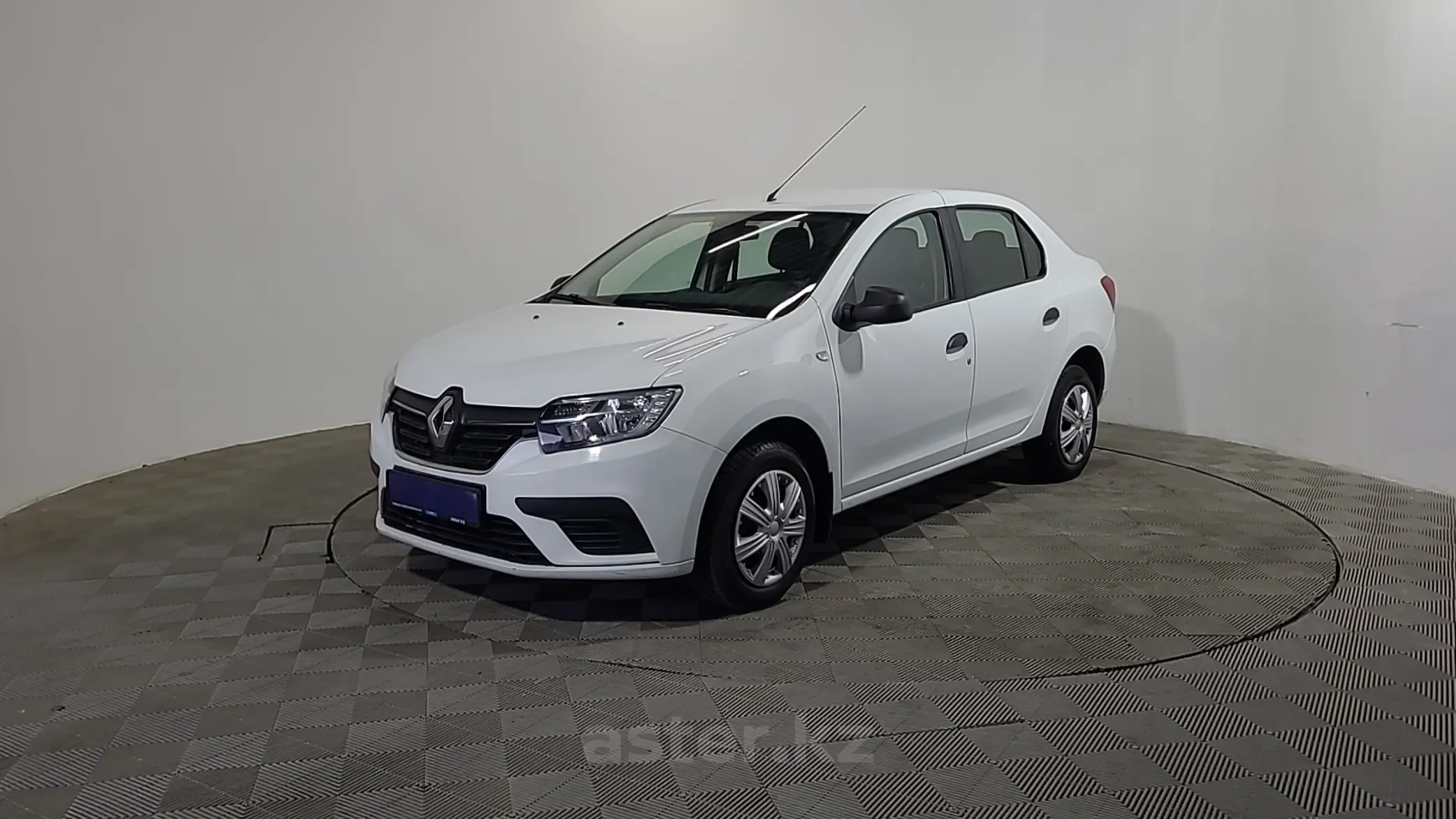 Renault Logan 2018