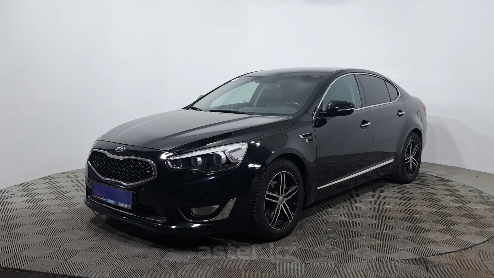 Kia K7 2013