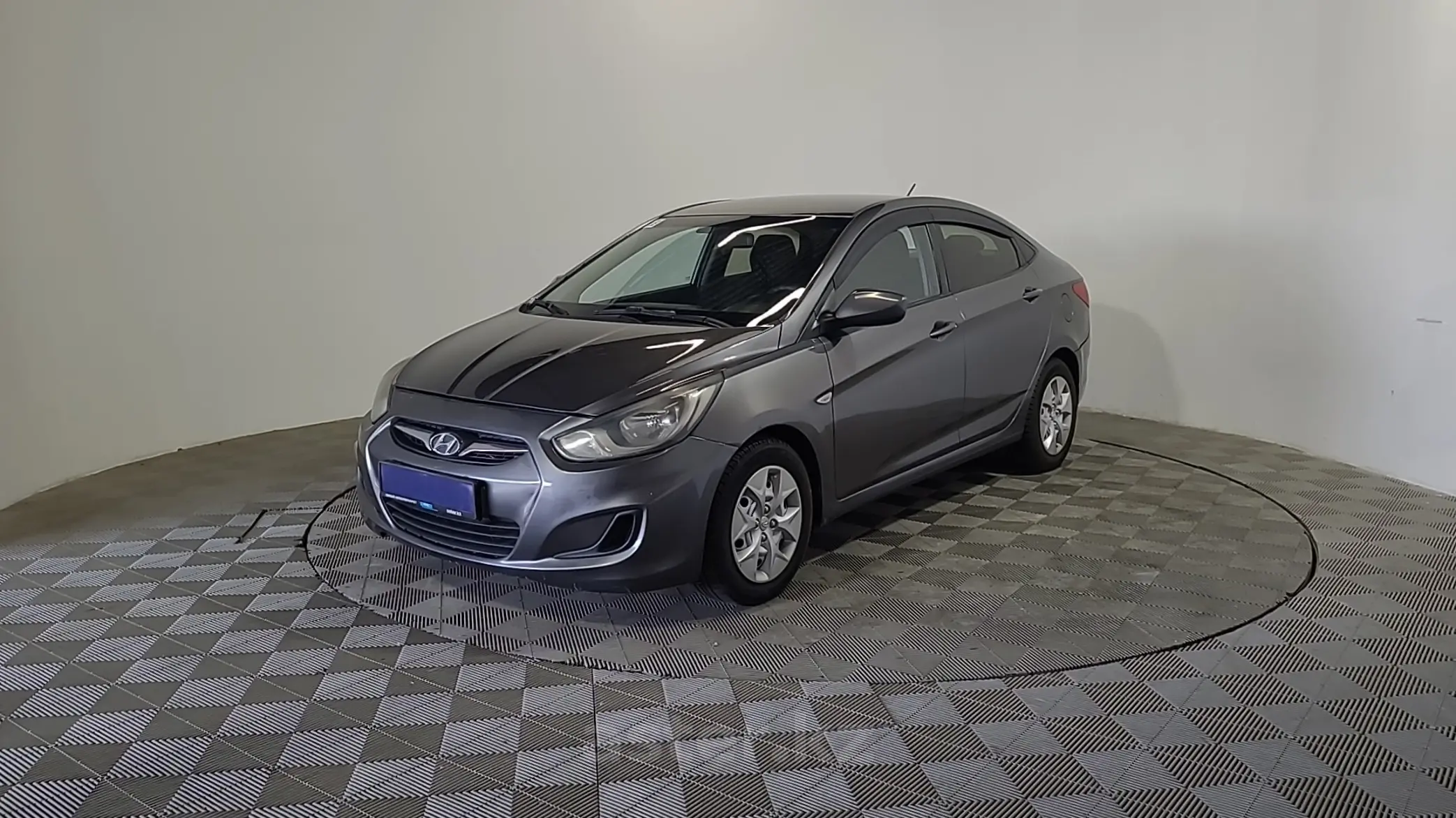 Hyundai Accent 2013