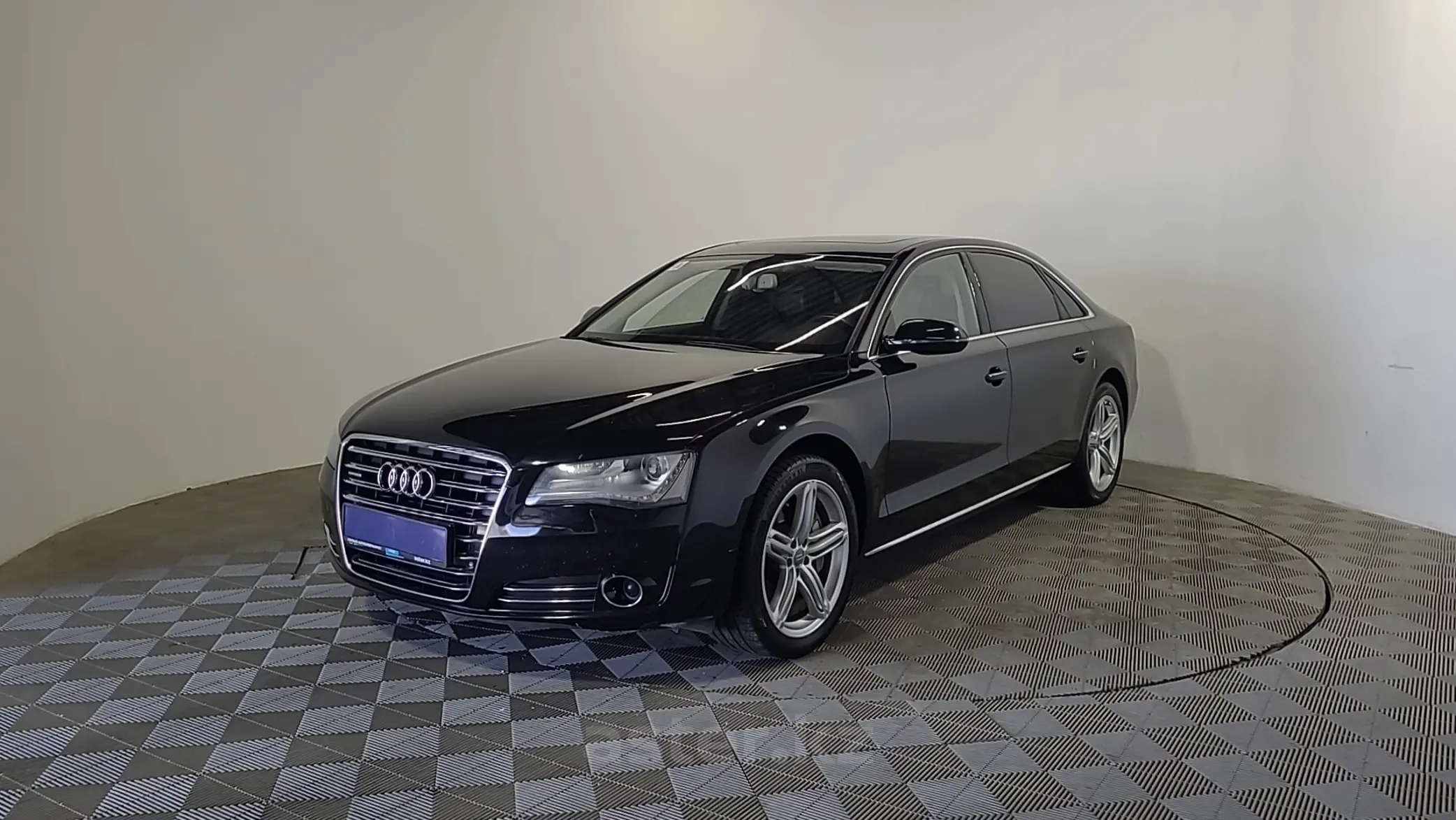 Audi A8 2011