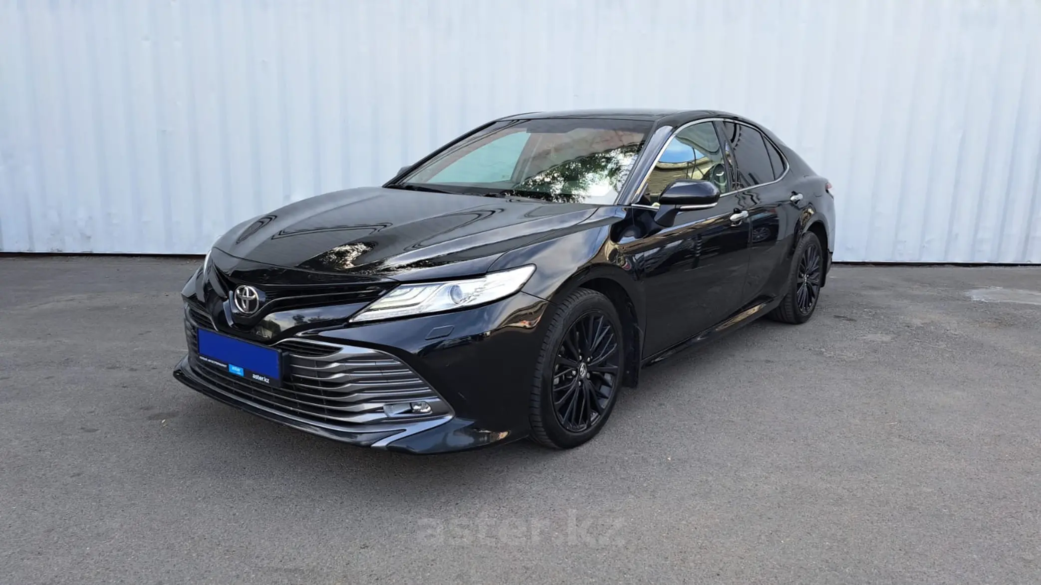 Toyota Camry 2019