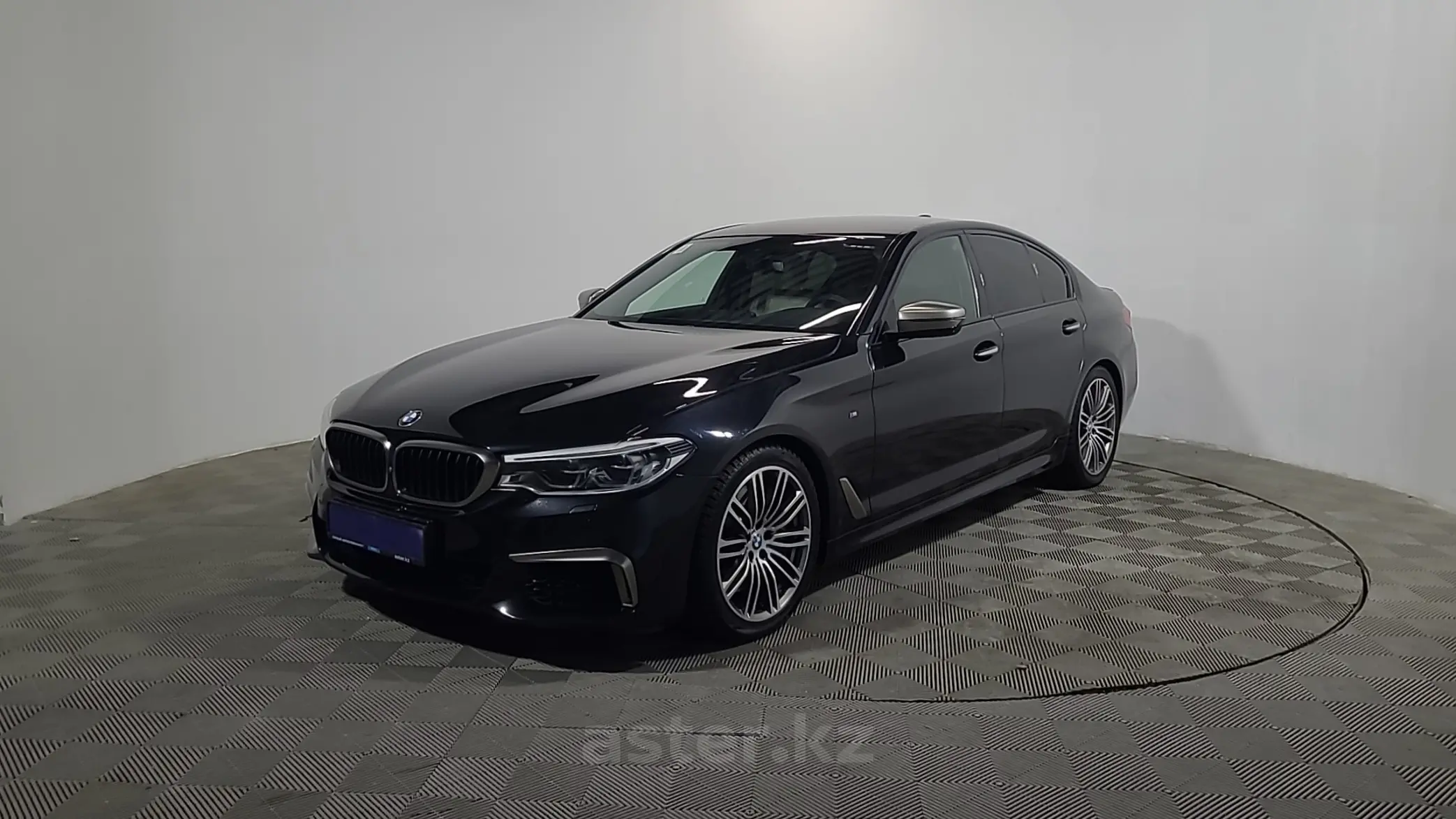 BMW 5 серии 2017