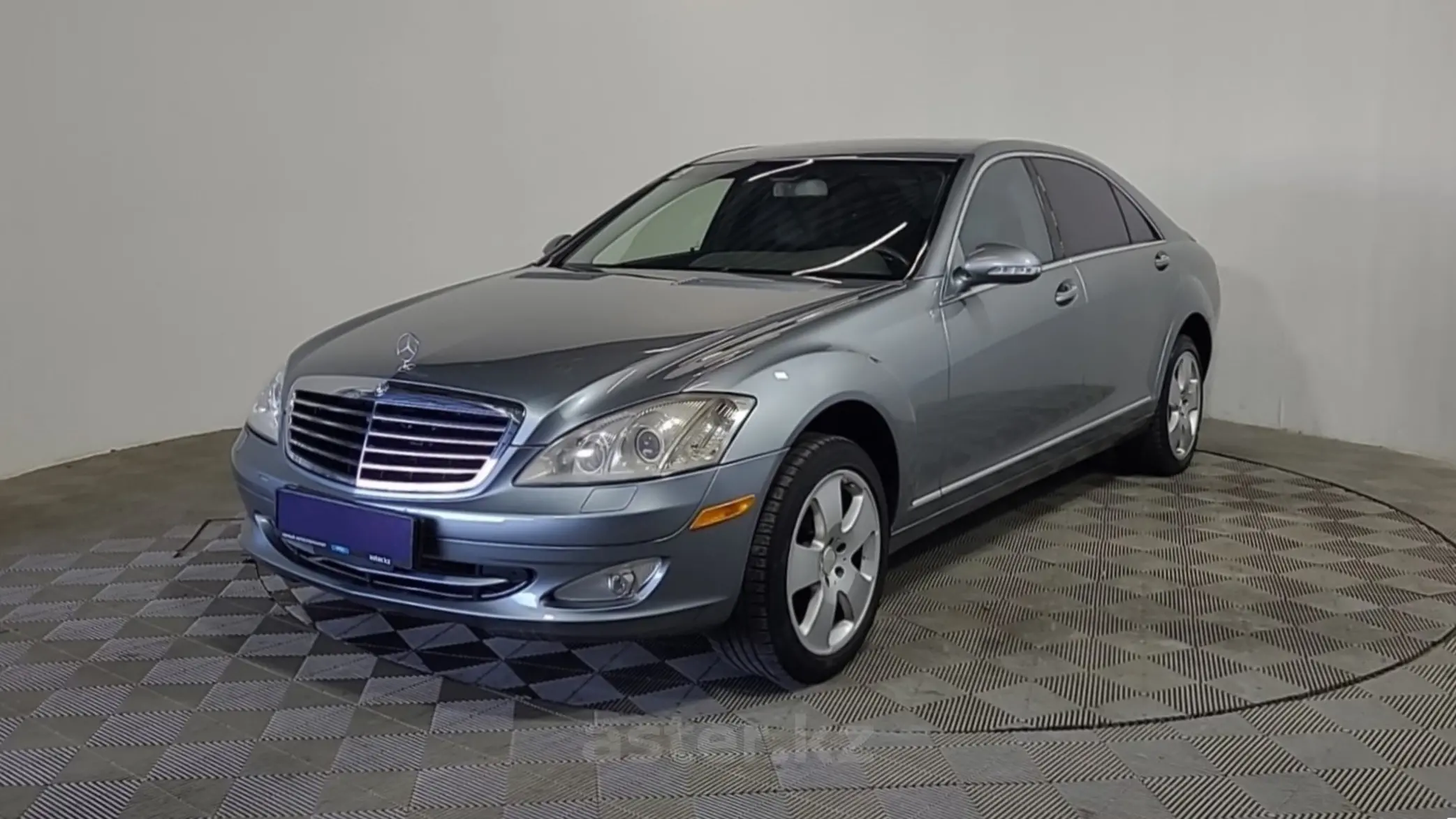 Mercedes-Benz S-Класс 2007