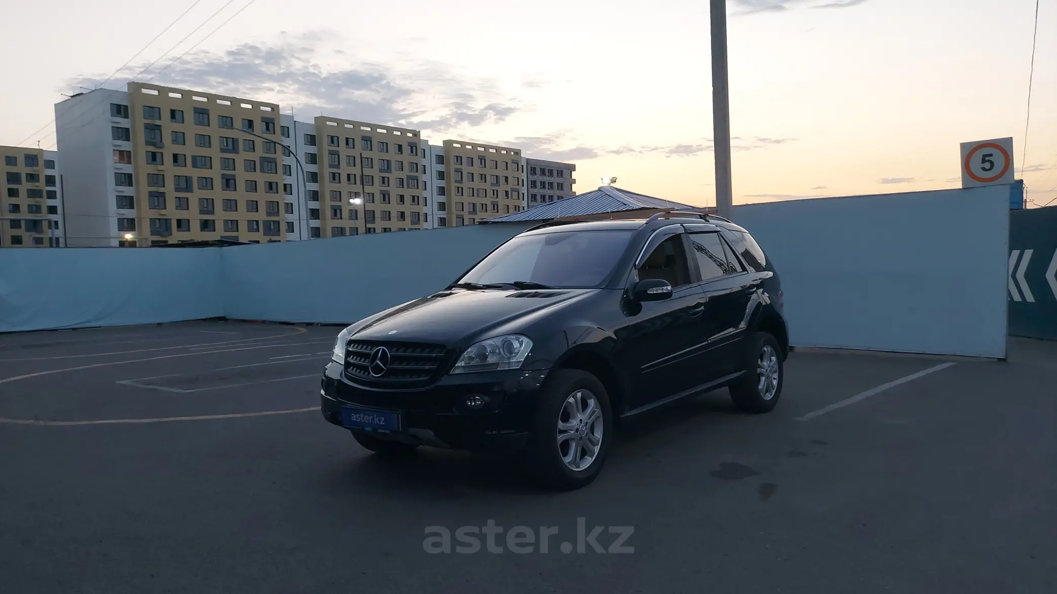 Mercedes-Benz M-Класс 2008