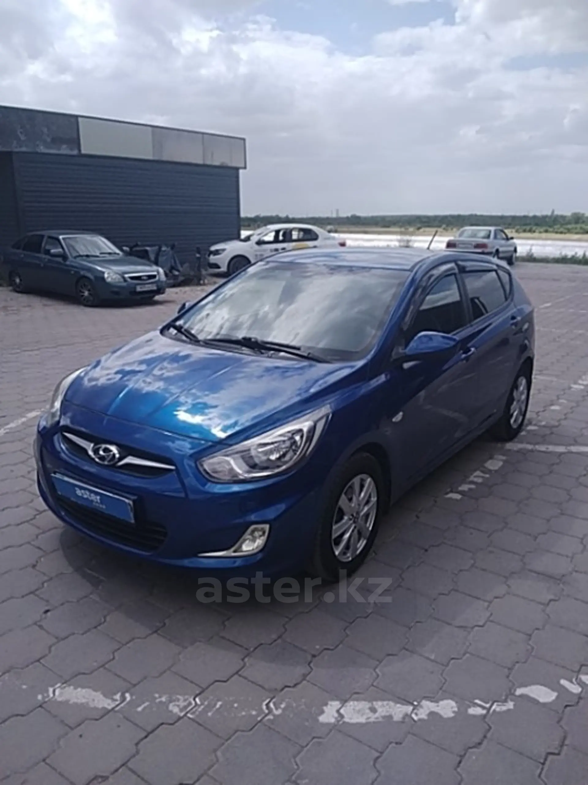 Hyundai Accent 2013