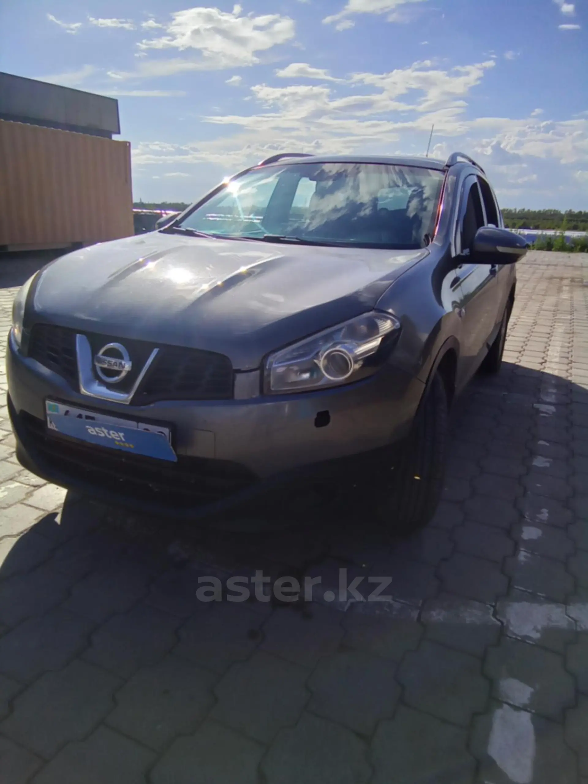 Nissan Qashqai+2 2011