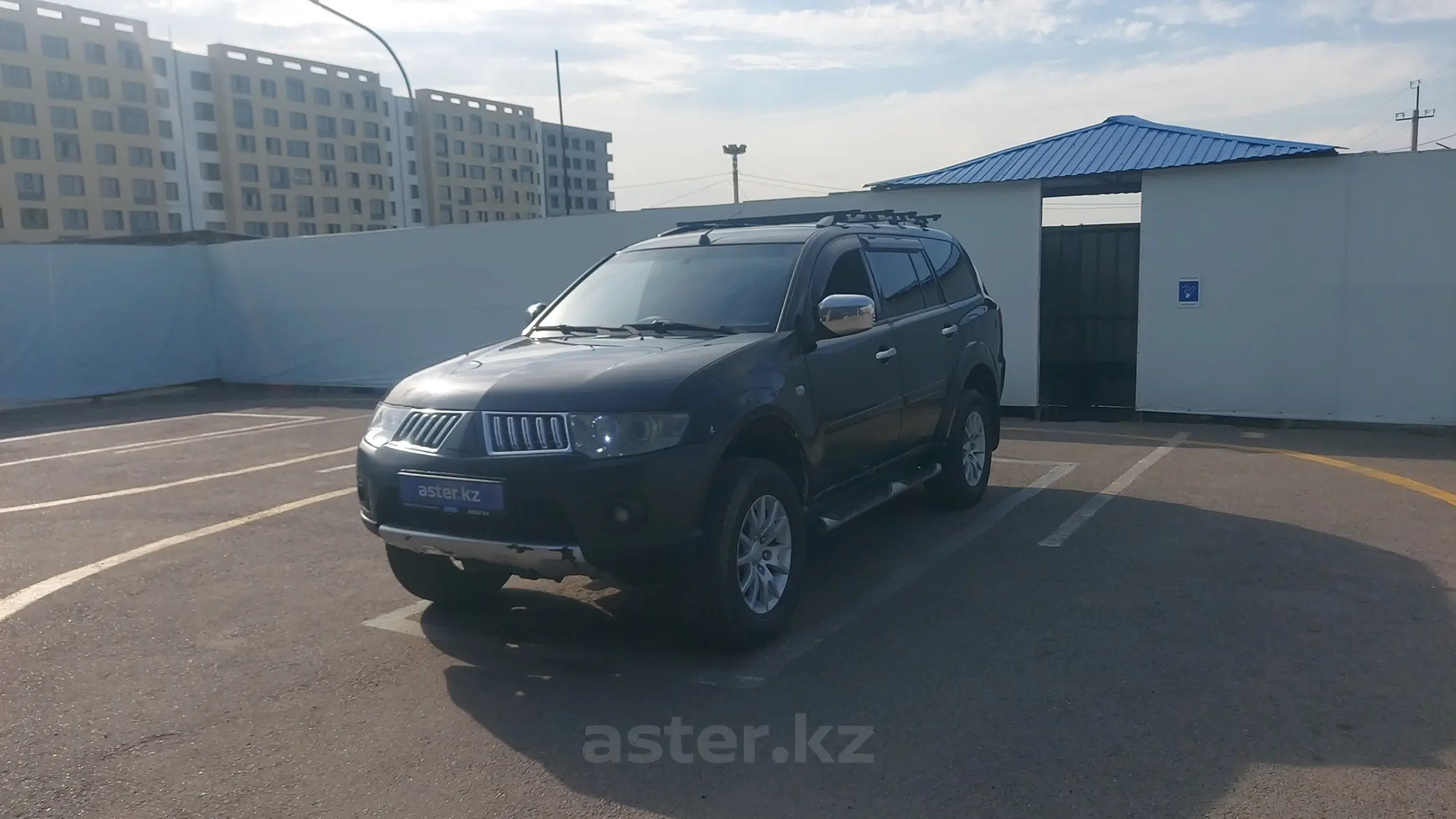 Mitsubishi Pajero Sport 2012