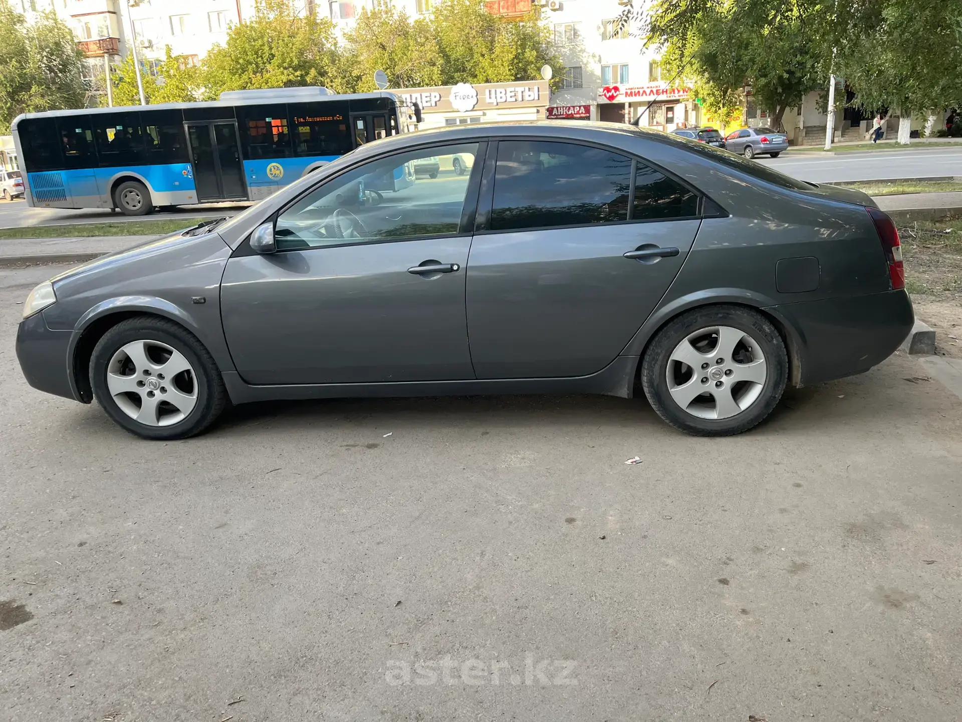 Nissan Primera 2004