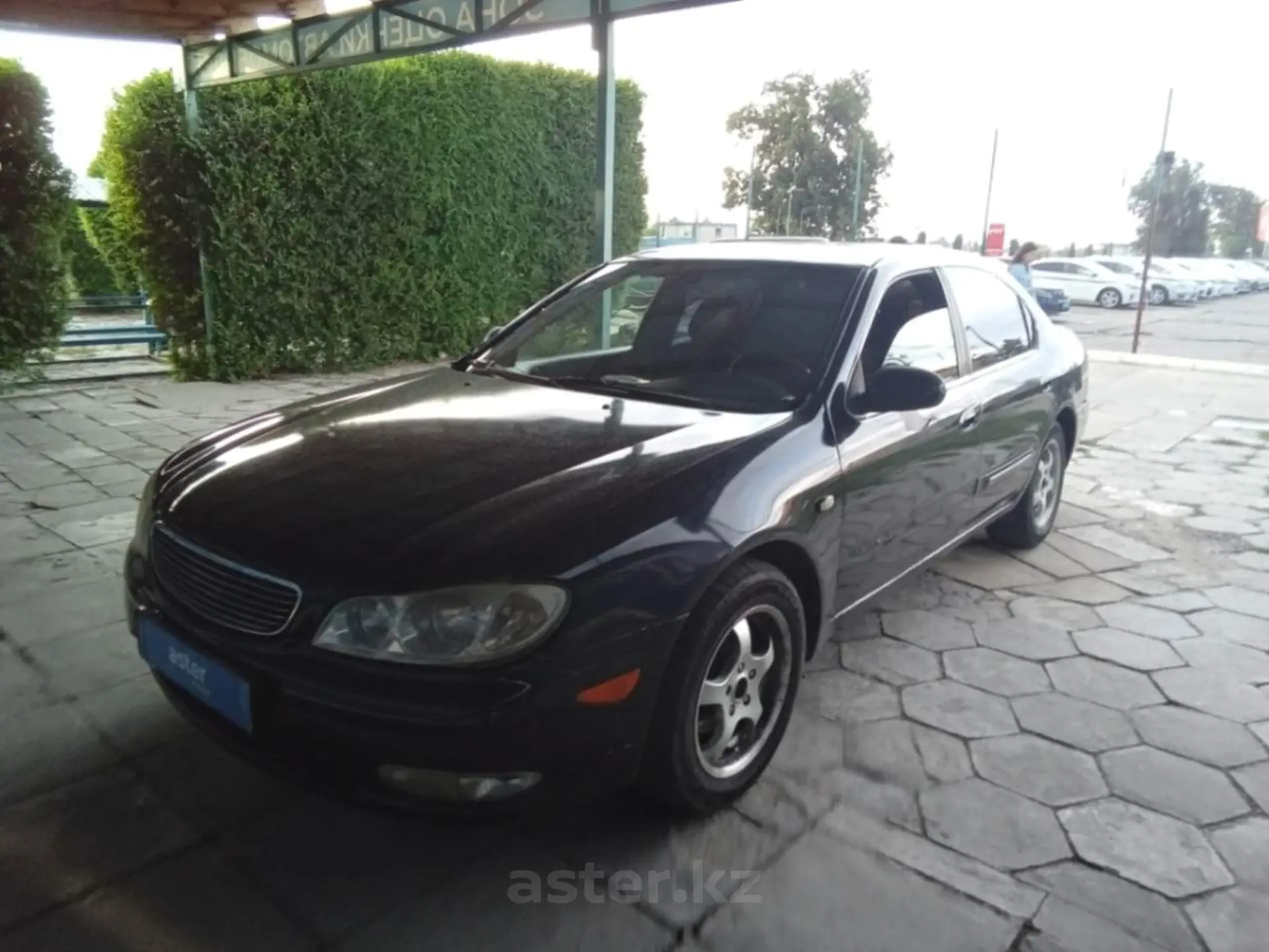 Nissan Maxima 2000