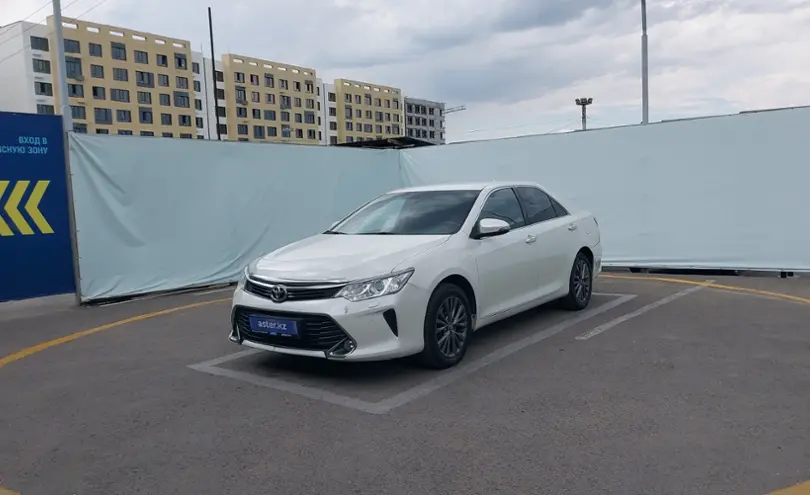 Toyota Camry 2017 года за 12 000 000 тг. в Алматы