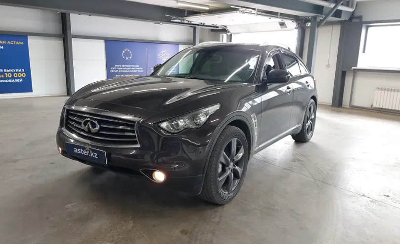 Infiniti FX 2013 года за 10 000 000 тг. в Астана