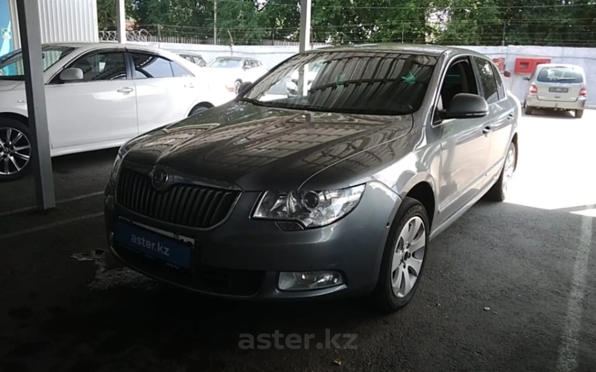 Skoda Superb 2011