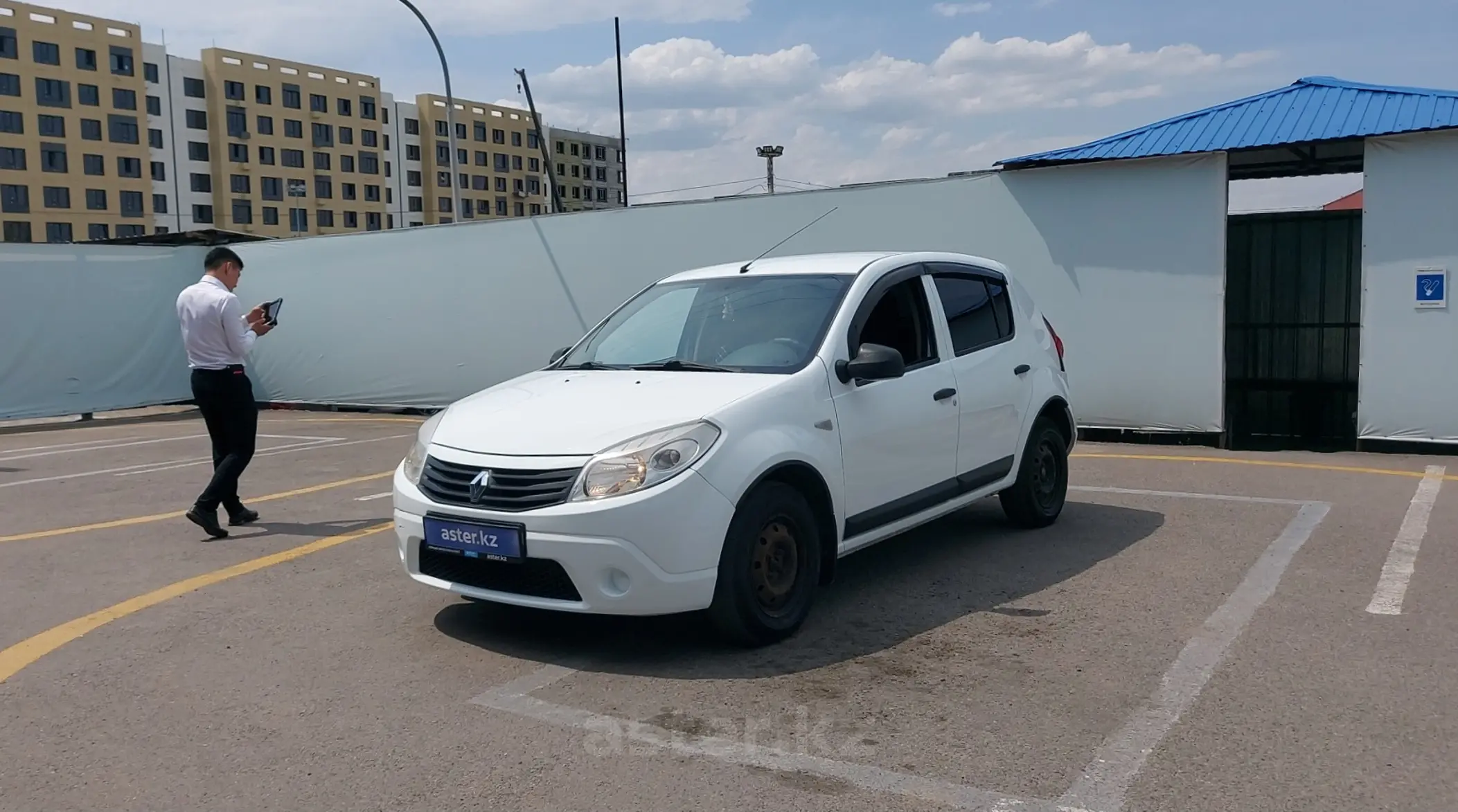 Renault Sandero 2012