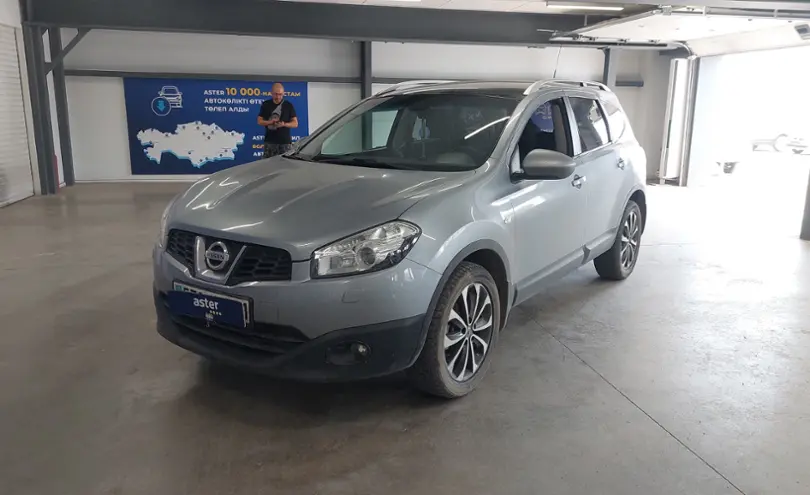 Nissan Qashqai+2 2010 года за 7 000 000 тг. в Астана