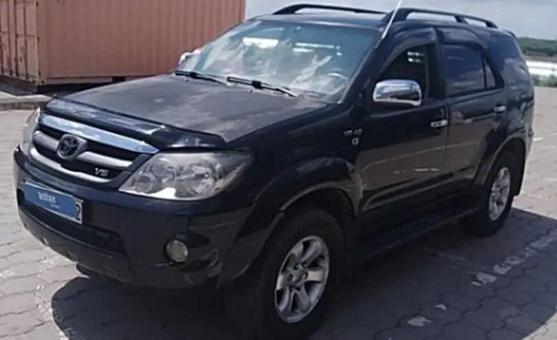 Toyota Fortuner 2005 года за 9 000 000 тг. в Караганда