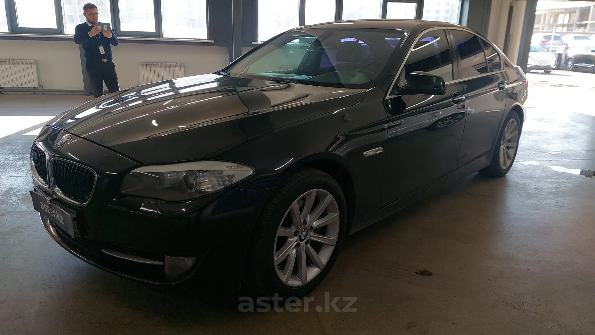 BMW 5 серии 2011