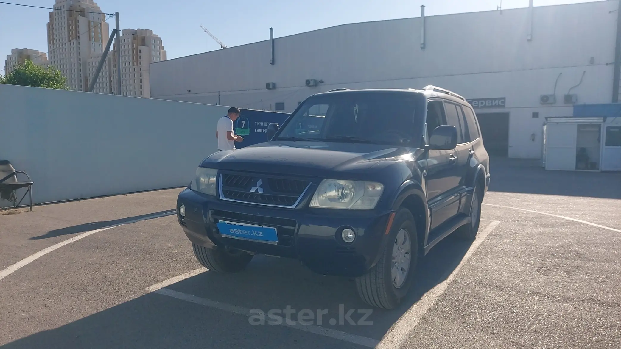 Mitsubishi Montero 2004