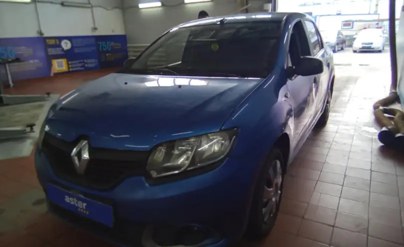 Renault Logan 2014 года за 3 000 000 тг. в Астана