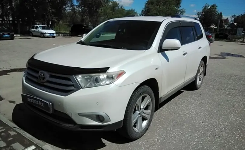 Toyota Highlander 2012 года за 12 000 000 тг. в Актобе