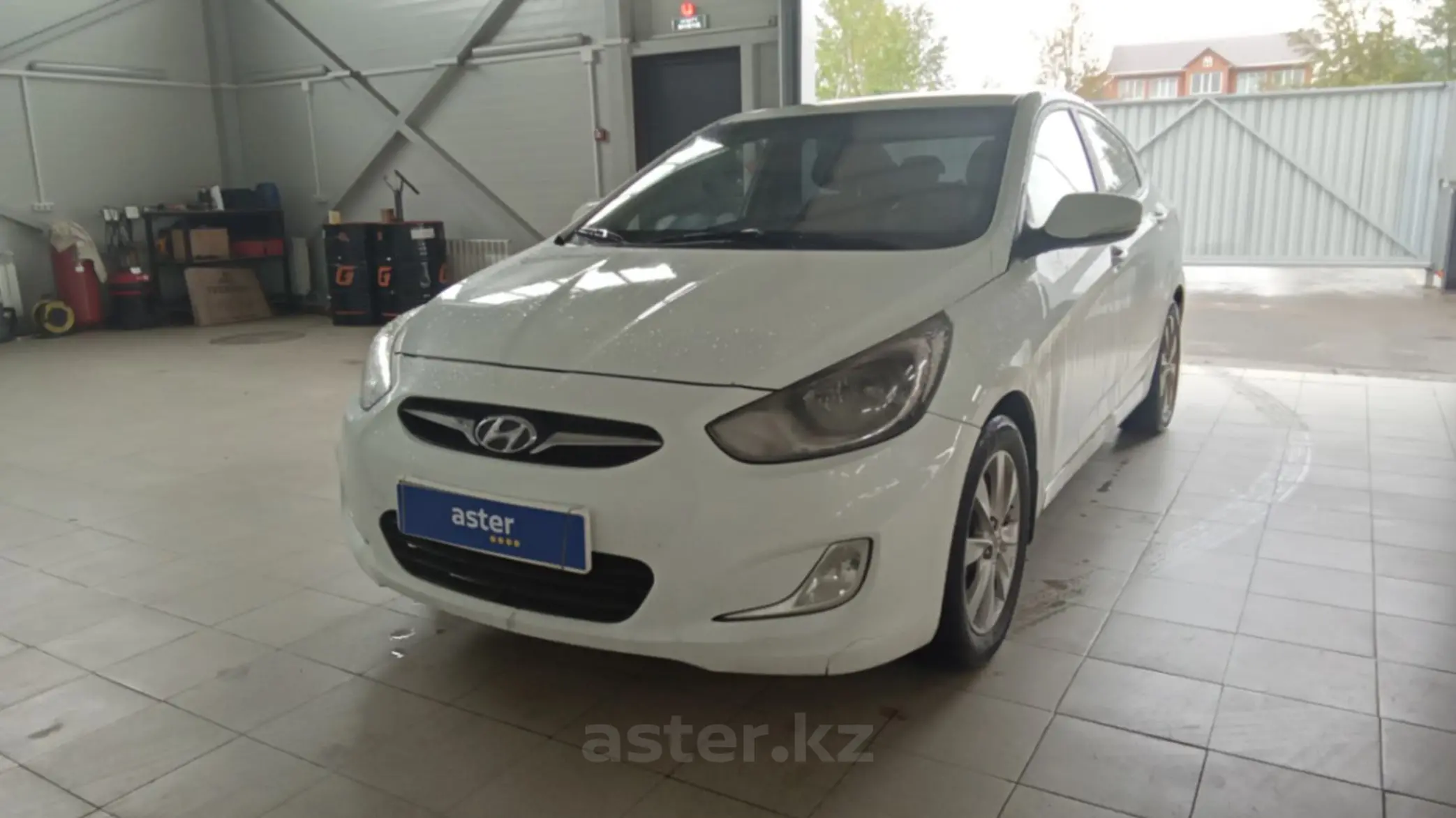 Hyundai Solaris 2011