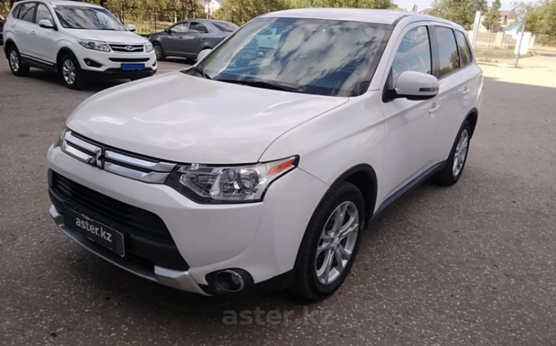 Mitsubishi Outlander 2015