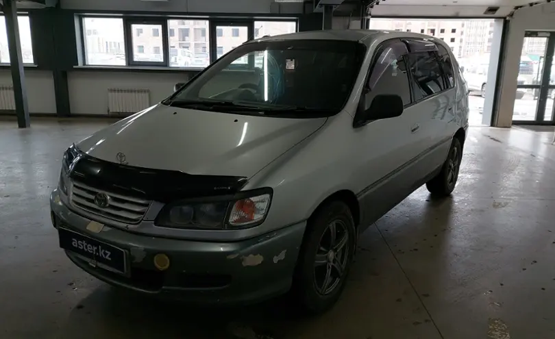 Toyota Ipsum 1997 года за 3 500 000 тг. в Астана