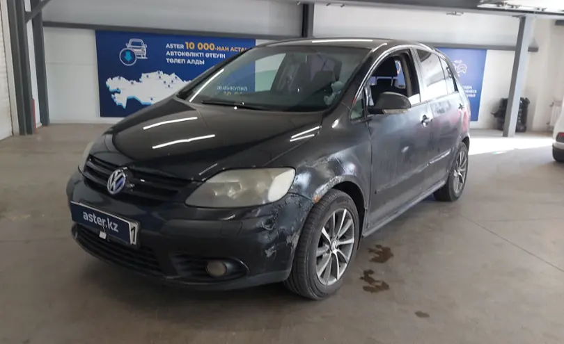 Volkswagen Golf Plus 2008 года за 3 500 000 тг. в Астана