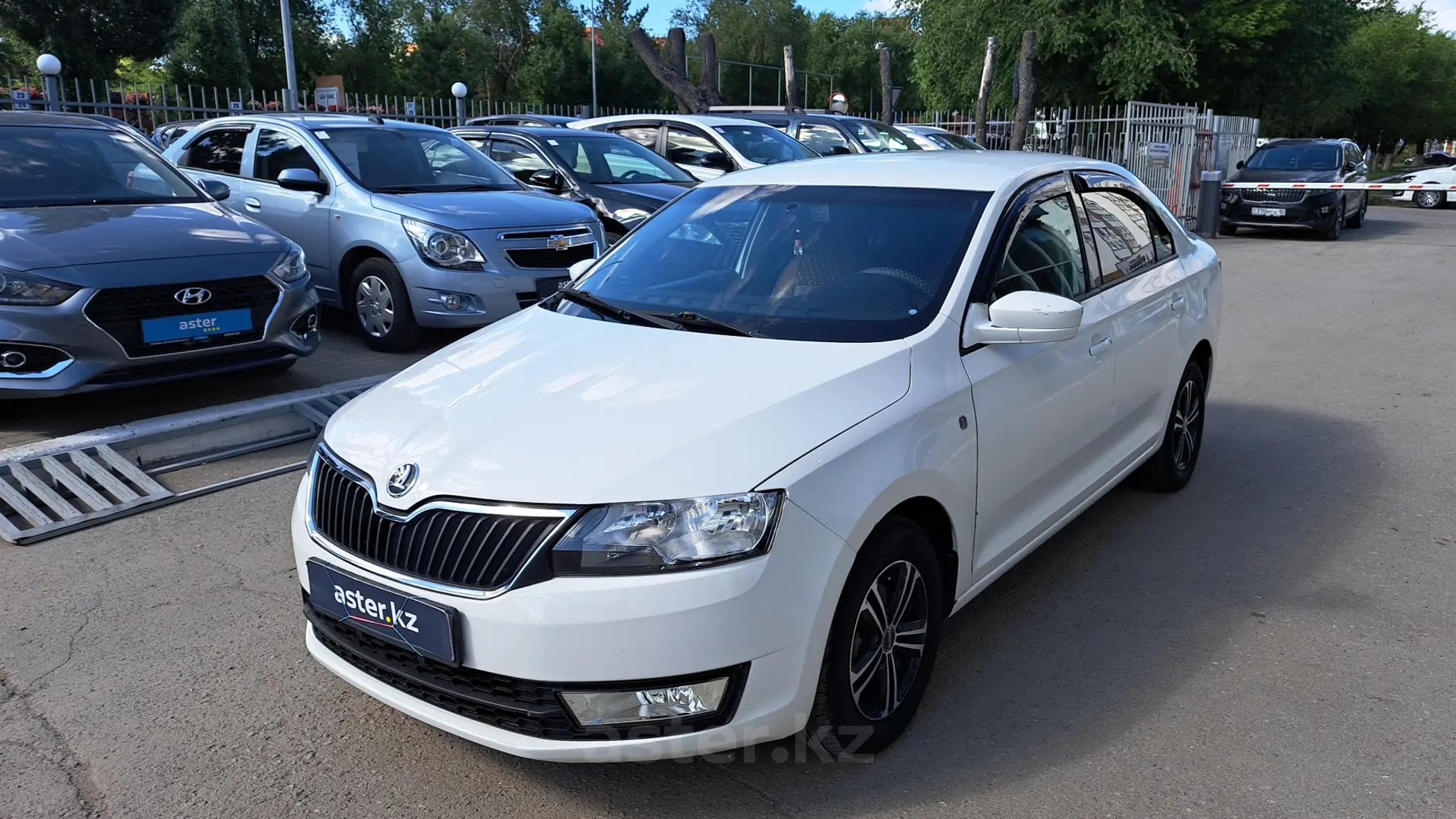 Skoda Rapid 2013