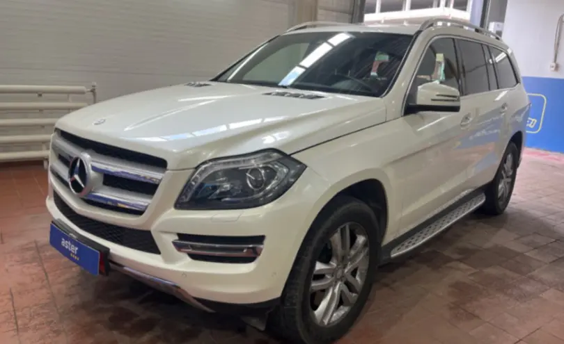 Mercedes-Benz GL-Класс 2013 года за 17 000 000 тг. в Астана