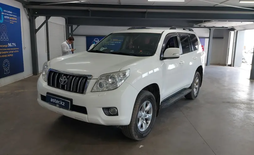 Toyota Land Cruiser Prado 2013 года за 15 000 000 тг. в Астана