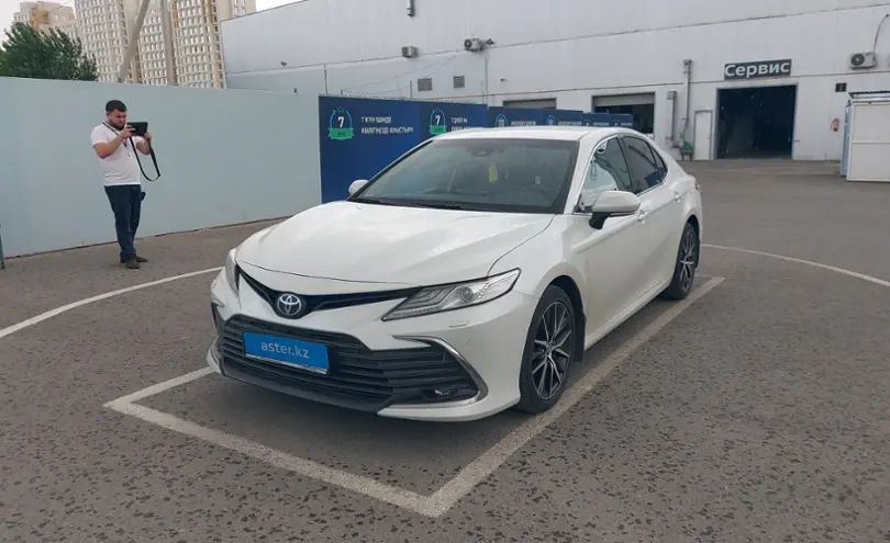 Toyota Camry 2021 года за 16 000 000 тг. в Шымкент