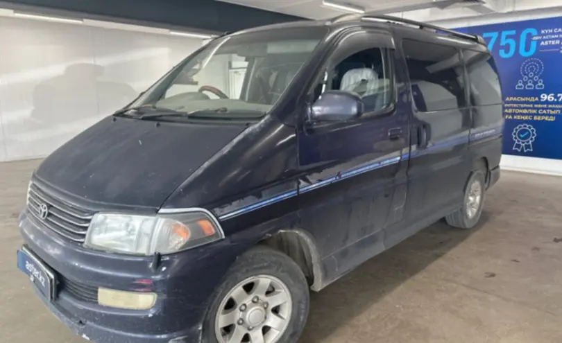 Toyota HiAce 1998 года за 4 000 000 тг. в Астана