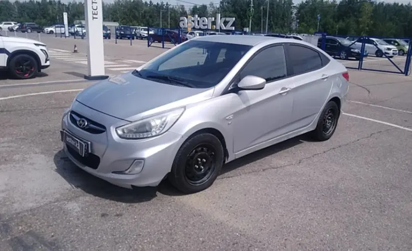 Hyundai Accent 2013 года за 4 500 000 тг. в Усть-Каменогорск