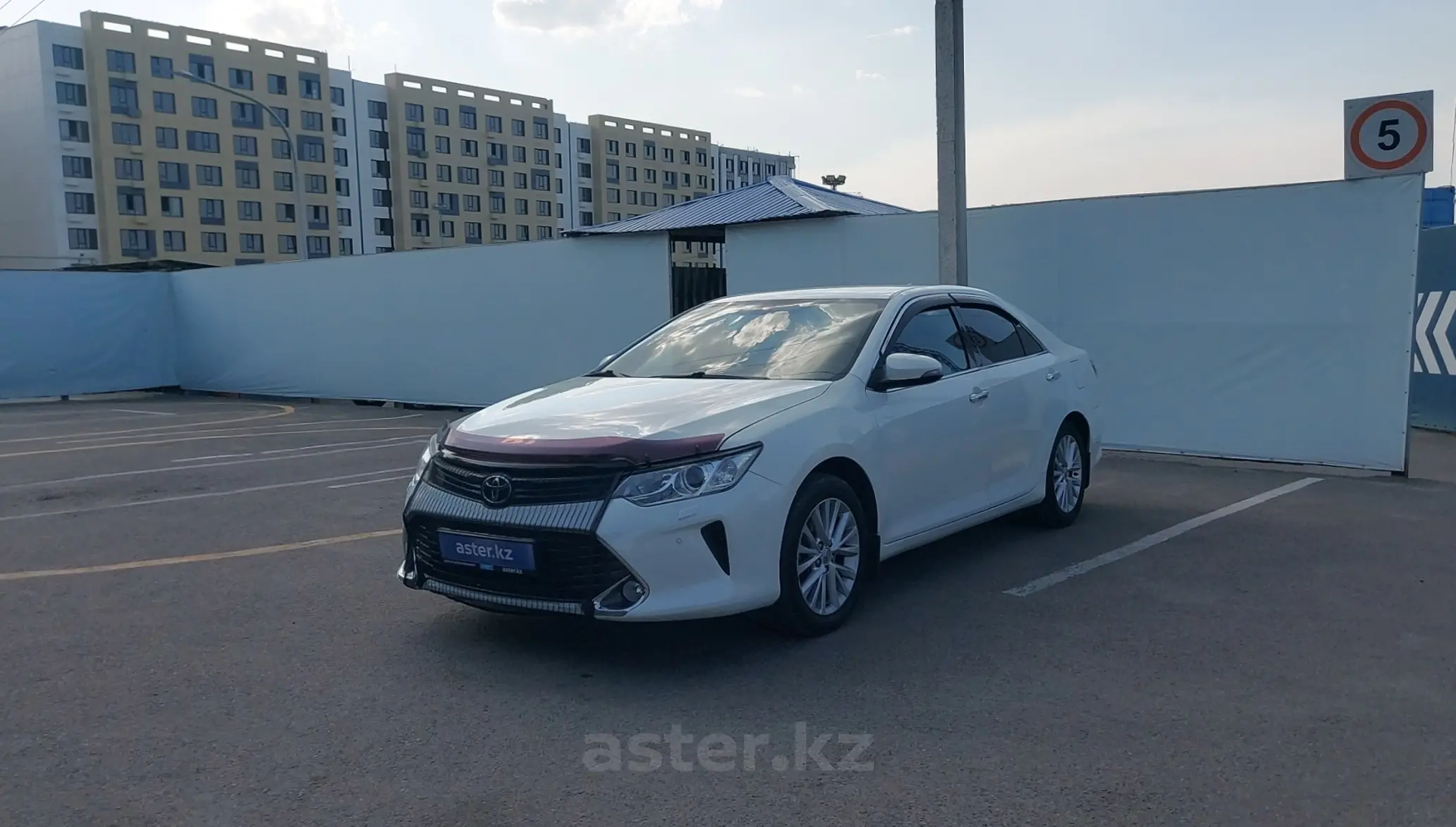 Toyota Camry 2015