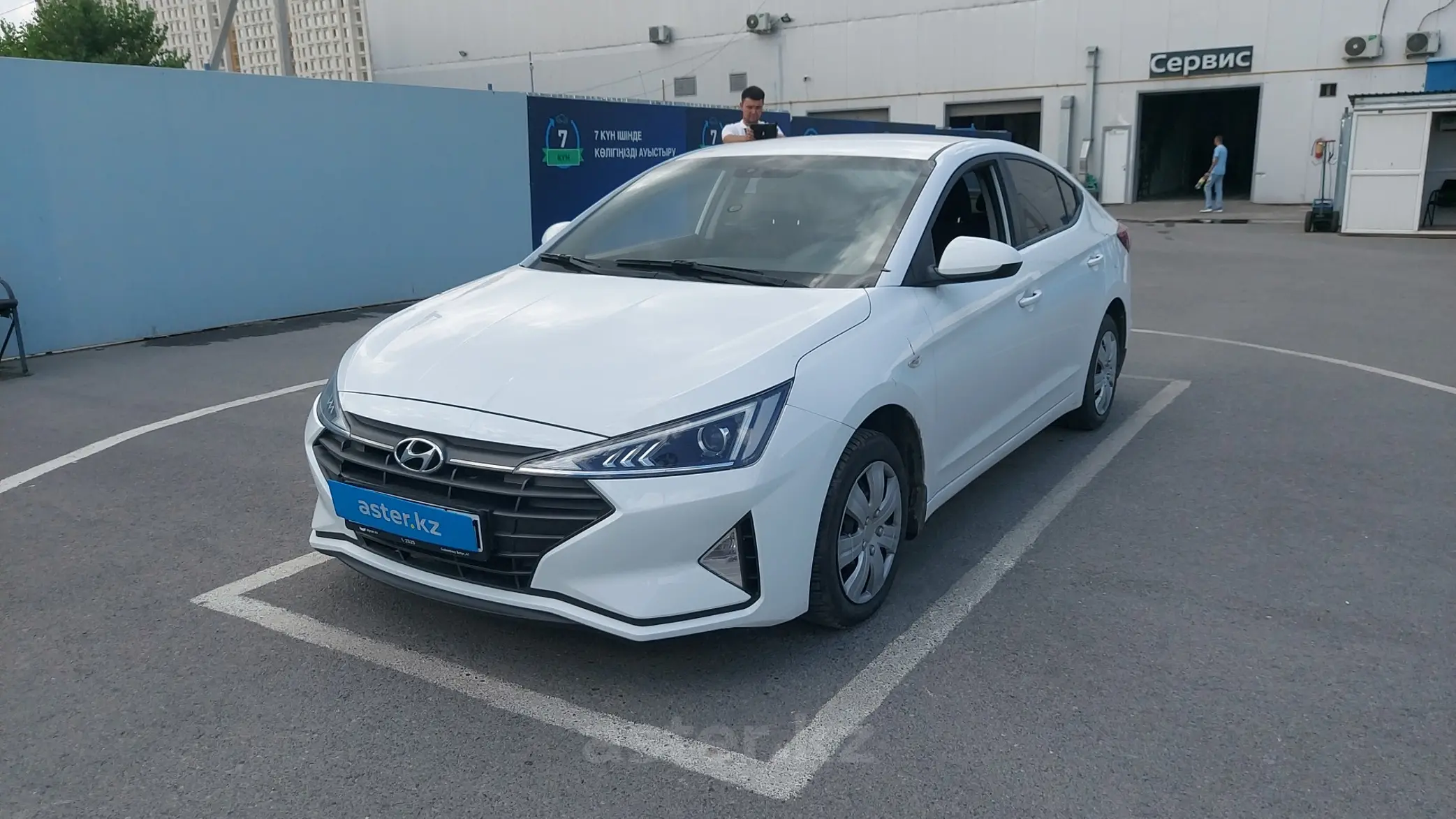 Hyundai Elantra 2019