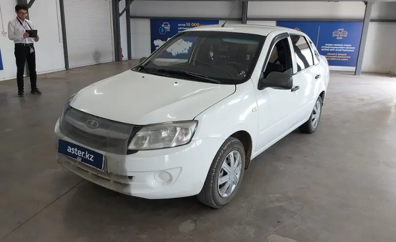 LADA (ВАЗ) Granta 2014 года за 2 000 000 тг. в Астана