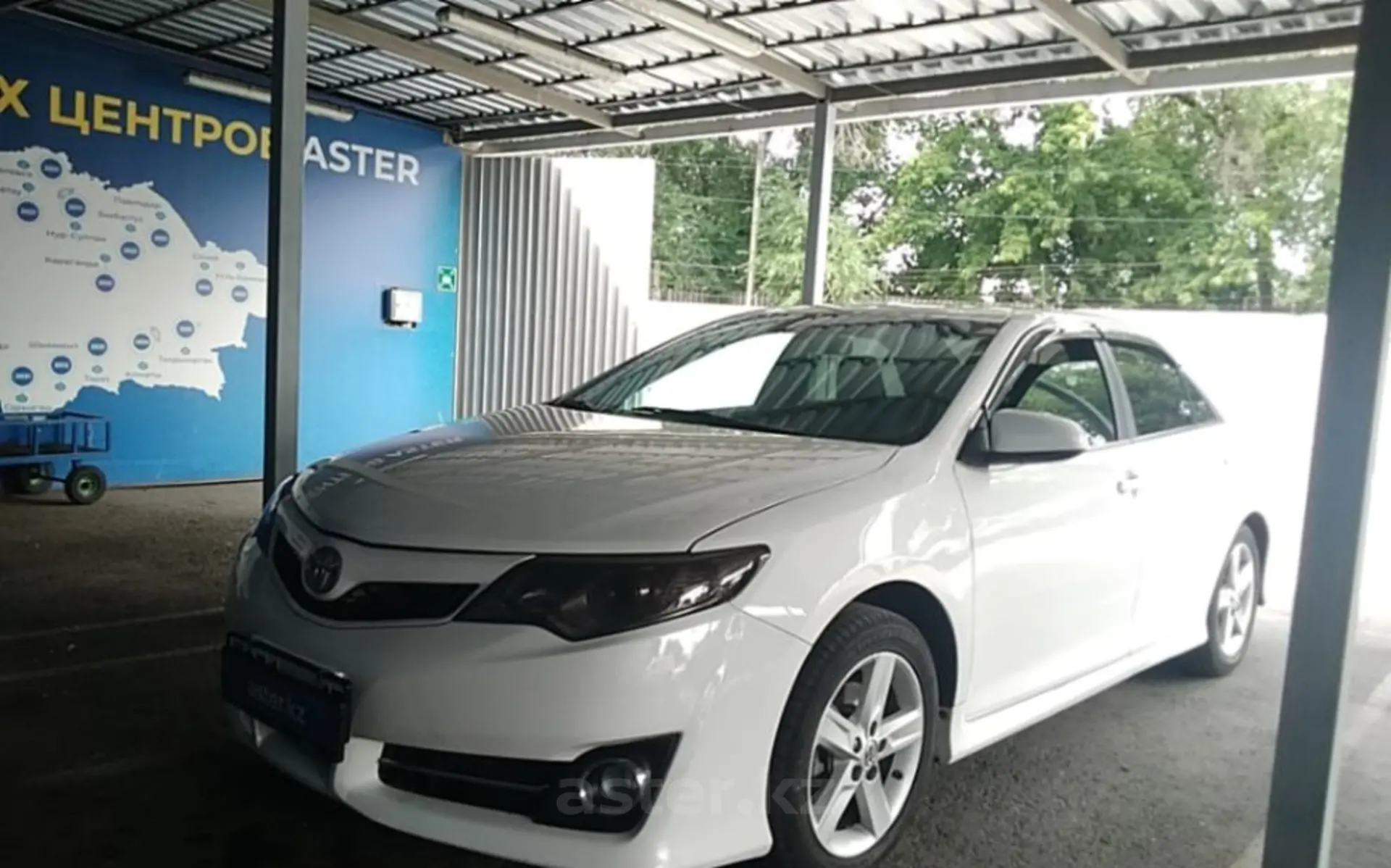 Toyota Camry 2014