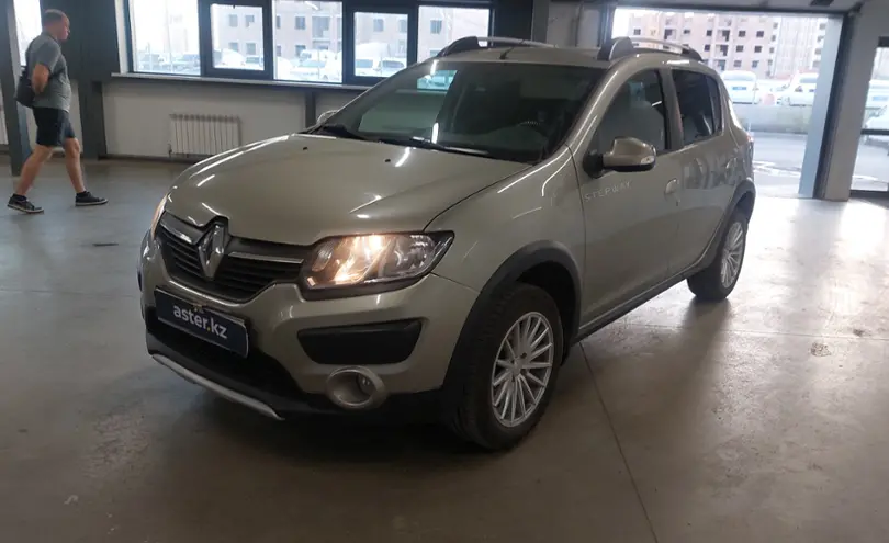 Renault Sandero 2015 года за 5 000 000 тг. в Астана