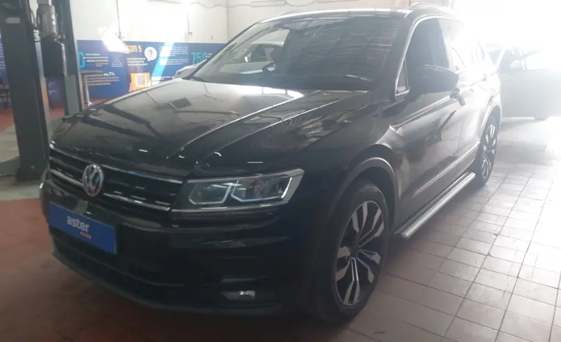 Volkswagen Tiguan 2019 года за 12 000 000 тг. в Астана