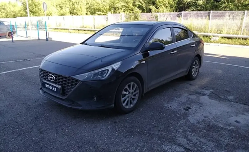 Hyundai Accent 2021 года за 8 200 000 тг. в Усть-Каменогорск