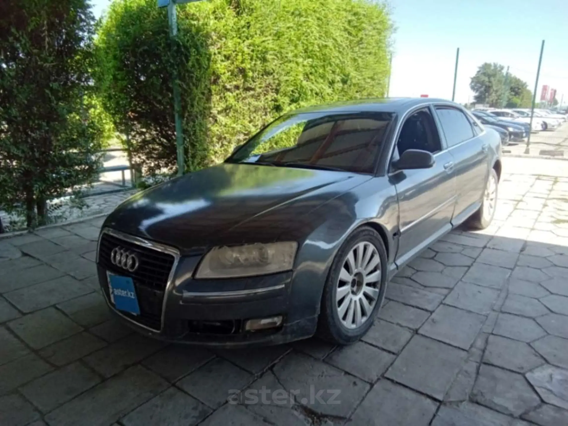 Audi A8 2004