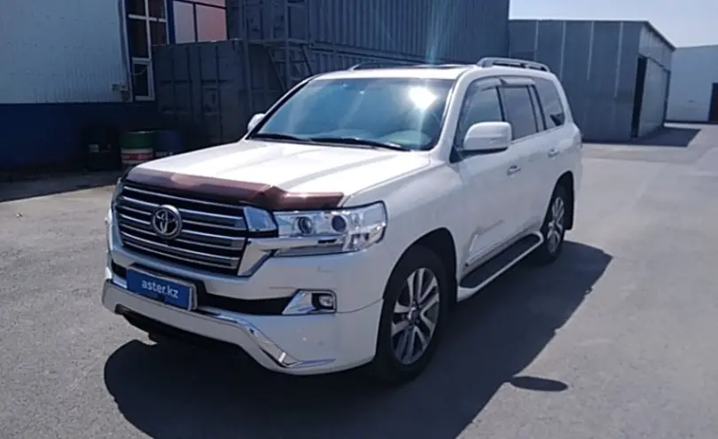 Toyota Land Cruiser 2018 года за 31 000 000 тг. в Атырау