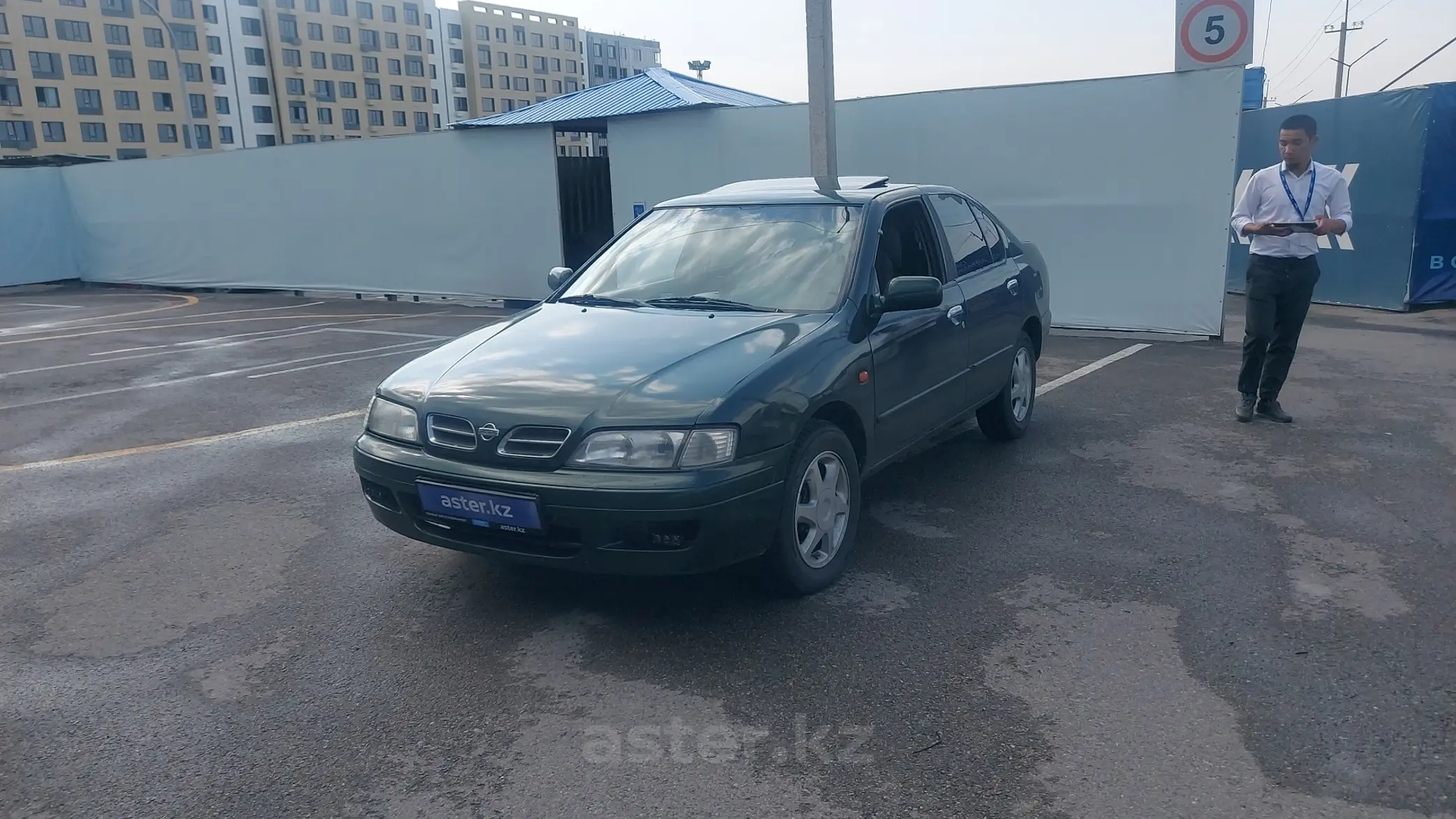 Nissan Primera 1996