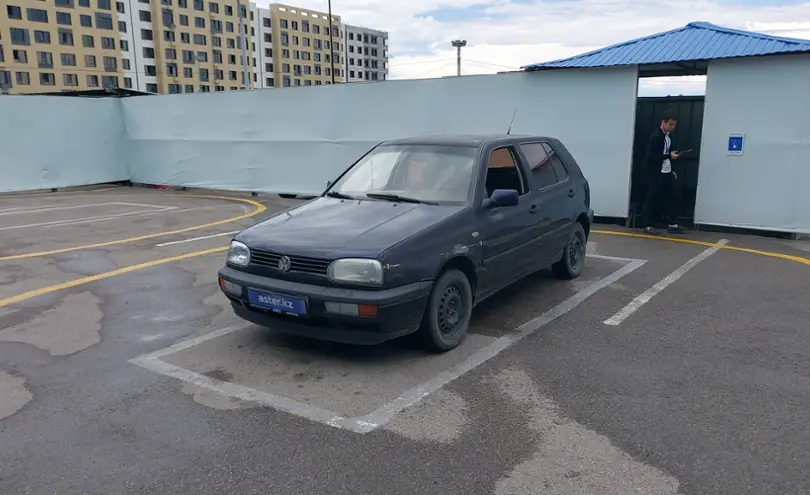 Volkswagen Golf 1996 года за 700 000 тг. в Алматы