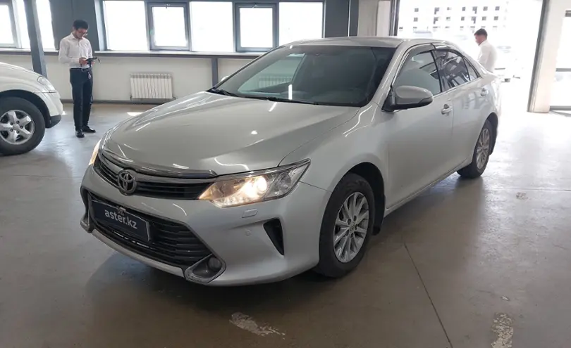 Toyota Camry 2015 года за 10 000 000 тг. в Астана