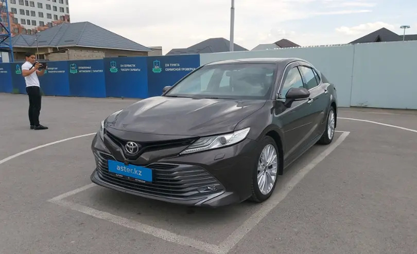 Toyota Camry 2019 года за 18 000 000 тг. в Шымкент