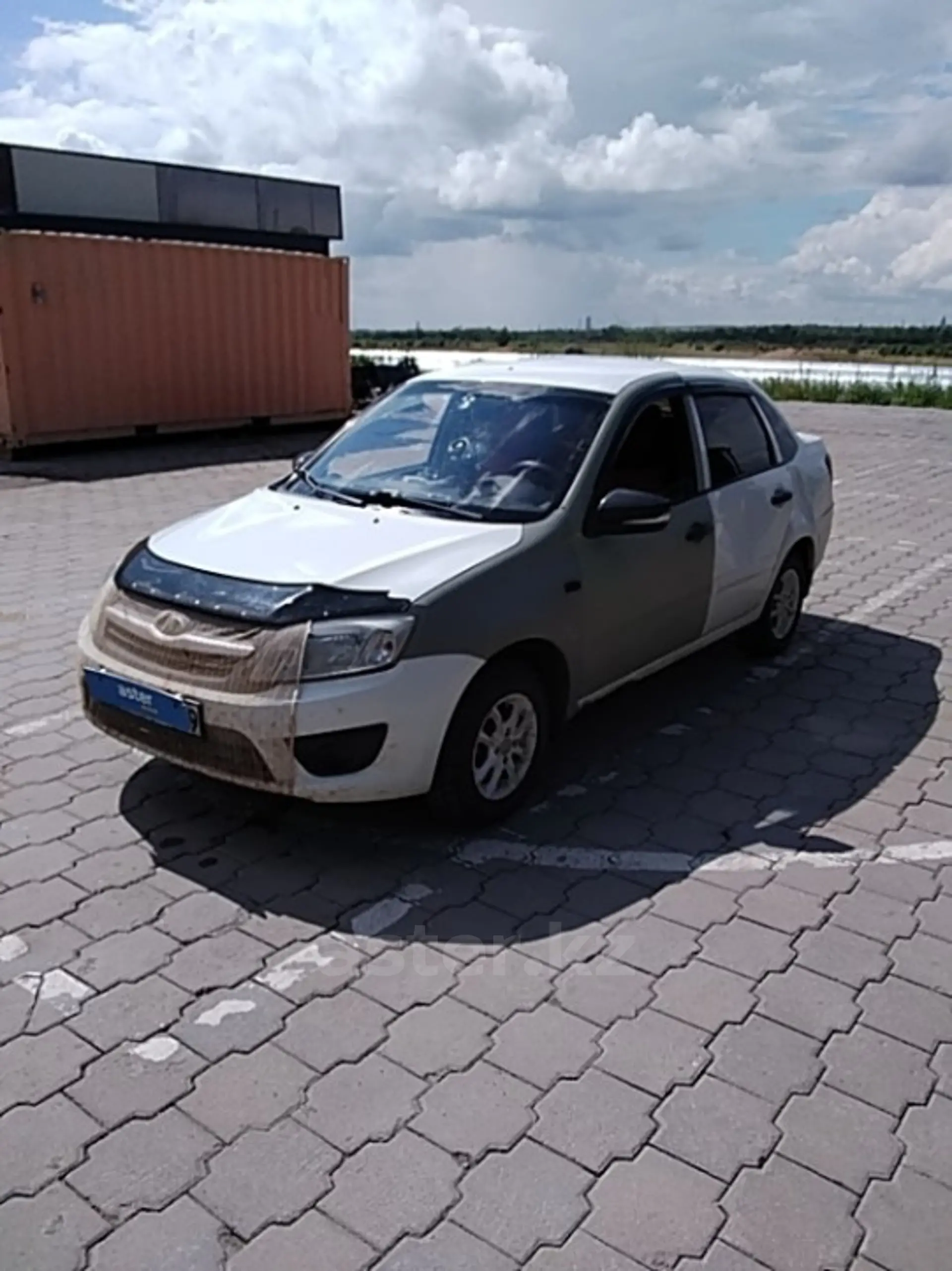 LADA (ВАЗ) Granta 2015